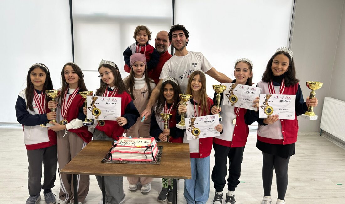 Afyonkarahisar’da faaliyet gösteren bir dans ve bale kursunda eğitim alan