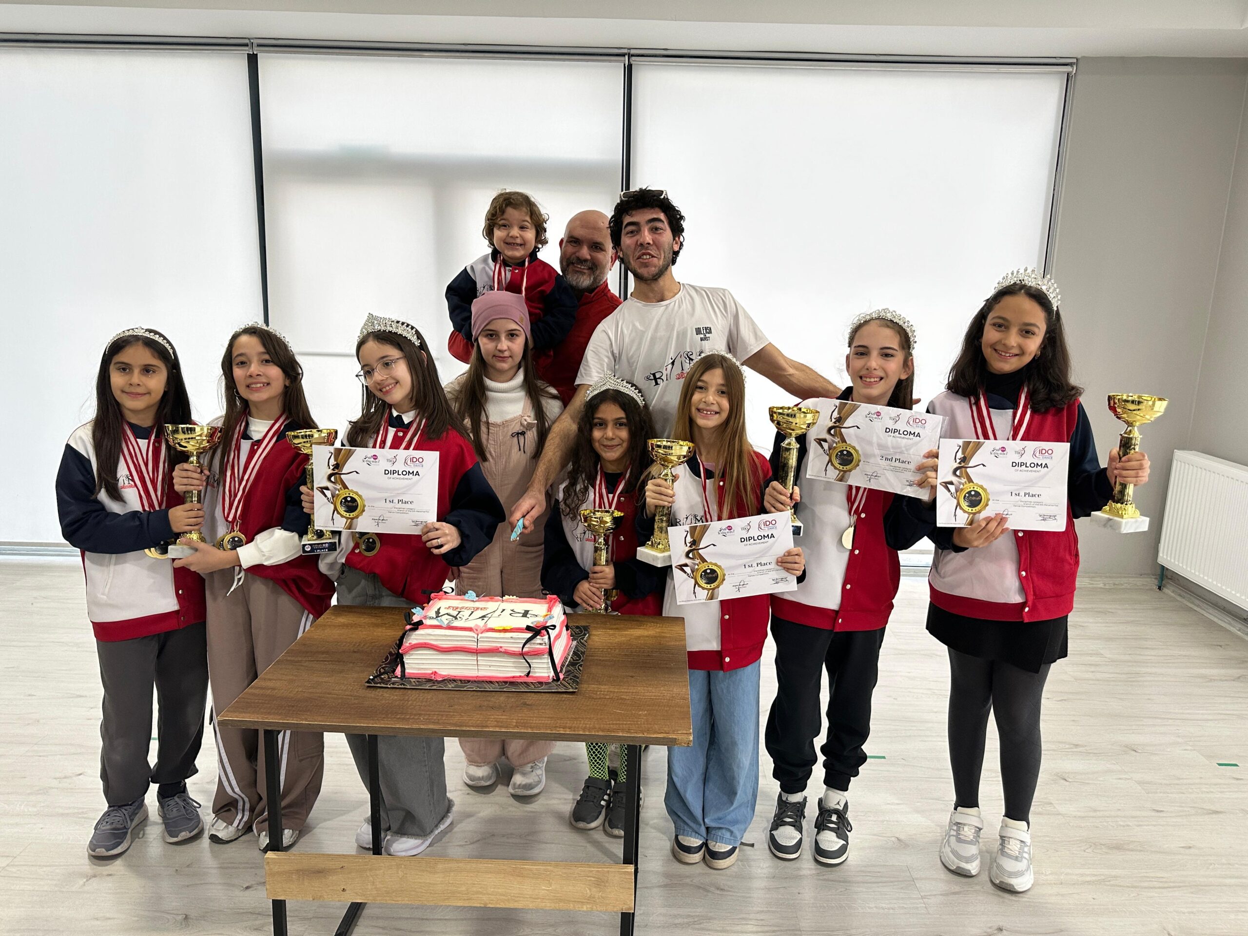 Afyonkarahisar’da faaliyet gösteren bir dans ve bale kursunda eğitim alan