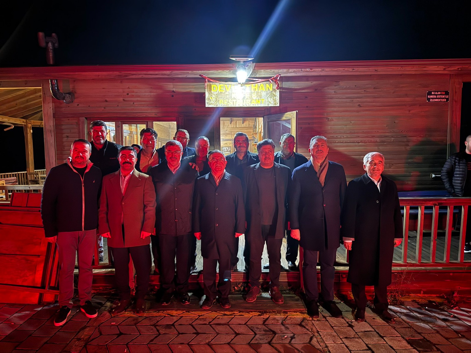 Afyonkarahisar’ın Hocalar ilçesi, AK Parti’nin önemli isimlerini ağırladığı üst düzey