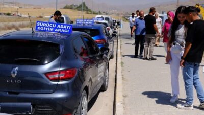 KONUYA YAVAŞTAN GİRİŞ YAPALIM Manşete bakarak birazcık merak unsuru oluştuğunu