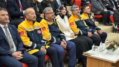 &nbsp; “Sağlıklı Türkiye Yüzyılı” vizyonu doğrultusunda, Acil Sağlık Hizmetleri’nin gücünü