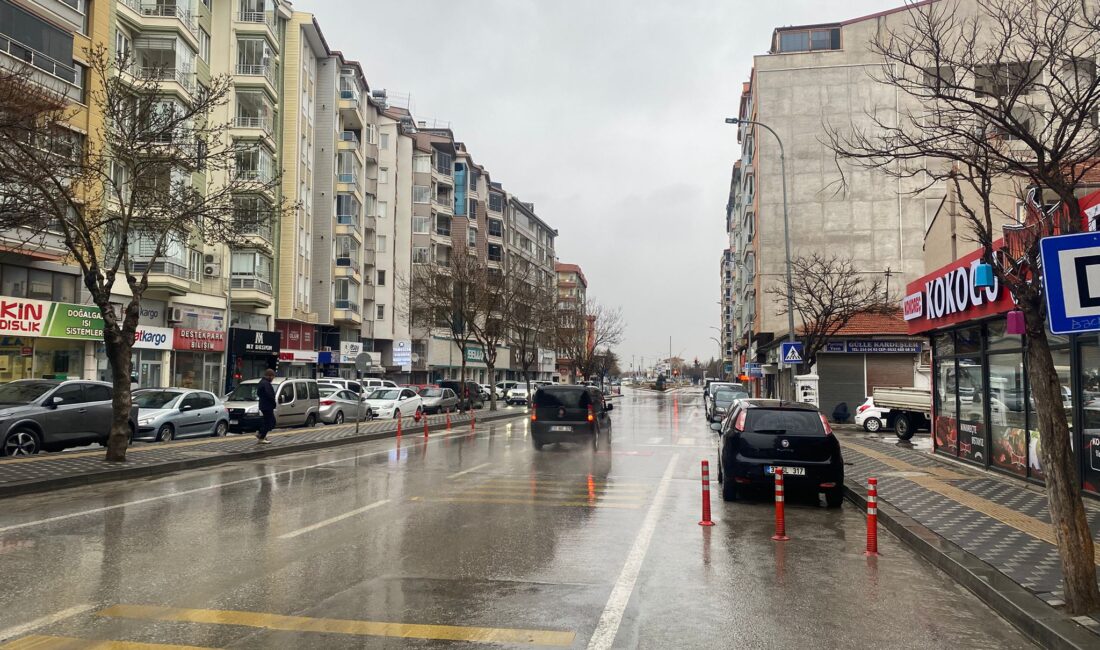 Afyonkarahisar, Ocak ayının son gününe ılık ancak yağışlı bir hava