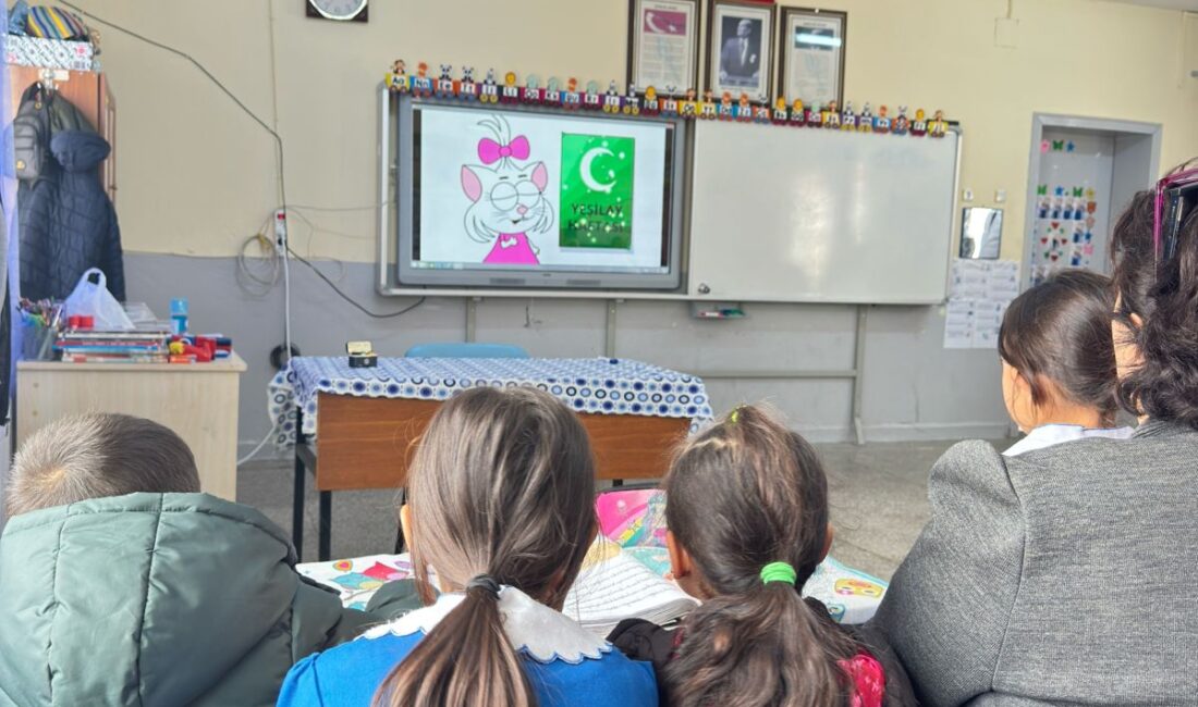 Etkinlikte ilk olarak “Benim Kulübüm Yeşilay” uygulaması gerçekleştirilerek öğrencilere Yeşilay