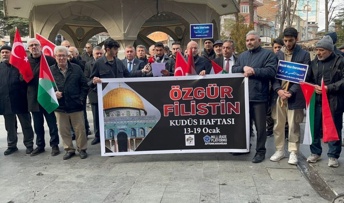 AFYONKARAHİSAR (AA) – Afyonkarahisar'da Milli İrade Platformu tarafından Kudüs'e destek