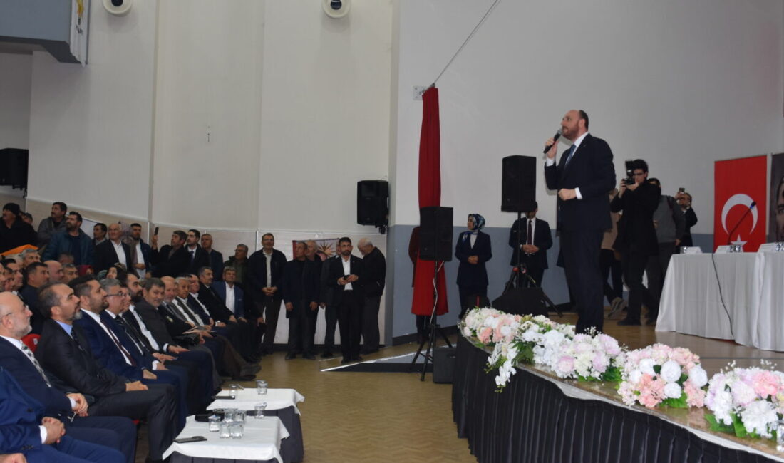 - "Siyaset yaparken duygumuz, heyecanımız, fikrimiz her zaman ideallerimiz içindir.