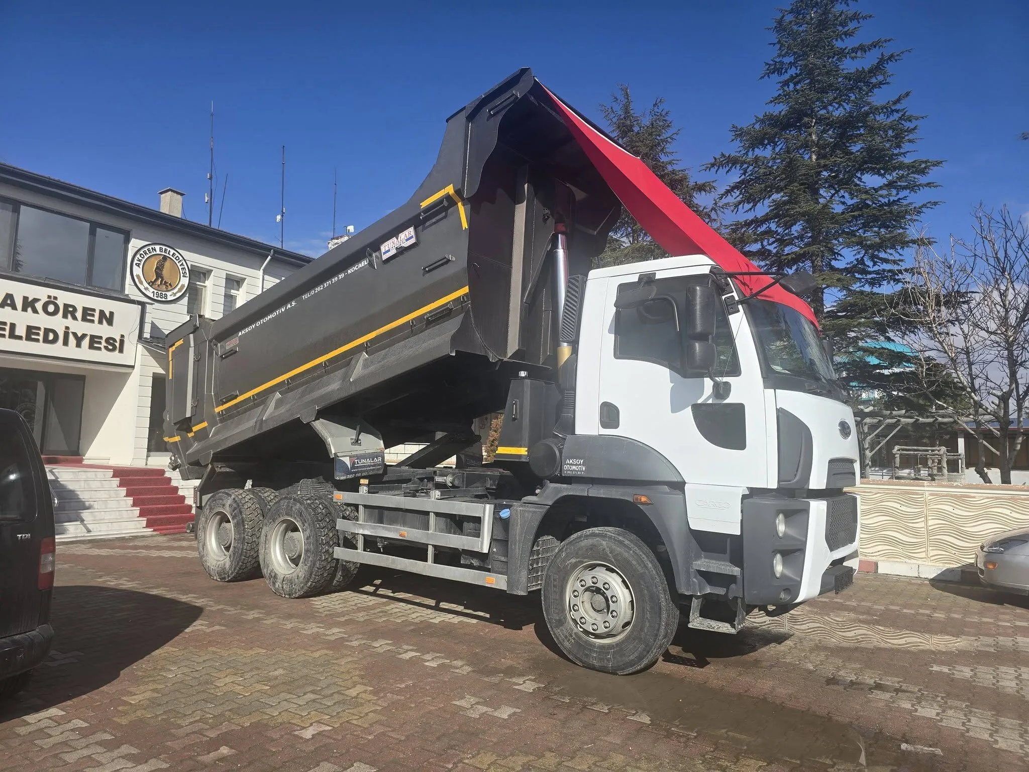 Hizmet kalitesini yükseltmeyi hedefleyen Akören Belediyesi, araç filosunu genişletmek için