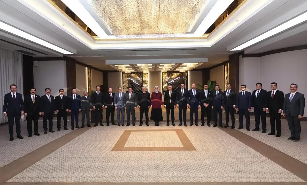 Afyonkarahisar Valisi Doç. Dr. Kübra Güran Yiğitbaşı, 10 Ocak İdareciler