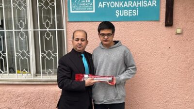 AFYONKARAHİSAR (AA) – Altınokta Körler Derneği Genel Başkan Yardımcısı Hakan