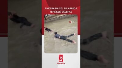 Ankara Polatlı’da sağanak sonrası biriken sel sularında yüzen çocuklar, yürekleri