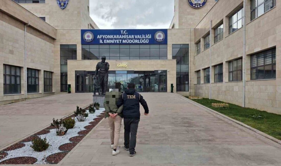 DEAŞ silahlı terör örgütünün propagandasını yapma suçundan 2014 yılında hakkında