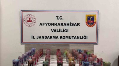 Afyonkarahisar’da jandarma tarafından bir iş yerine yapılan baskında 60 adet