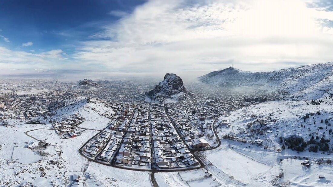 Afyonkarahisar’da önümüzdeki günlerde hava sıcaklıklarının hissedilir derecede düşmesi bekleniyor. Meteoroloji