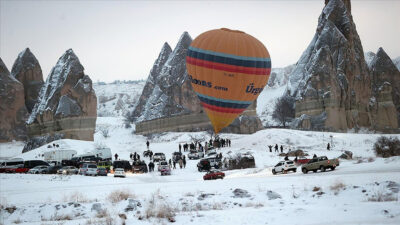 Türkiye'nin önemli turizm merkezlerinden Kapadokya'da sıcak hava balonu turları, olumsuz