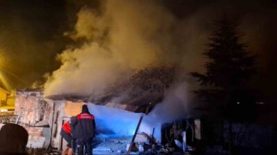 Afyonkarahisar’ın Şuhut ilçesinde bir kursun odun deposu olarak kullanılan bölümünde