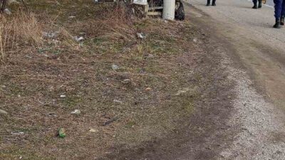 Afyonkarahisar’da otomobilin moped ile çarpıştığı kazada anne hayatını kaybederken, 12