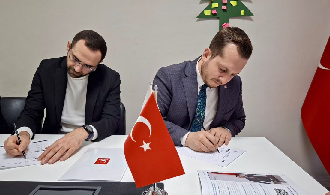 Gerçekleşen ziyarette, Yeşilay’ın bağımlılıkla mücadele kapsamında yürüttüğü çalışmalar hakkında bilgi