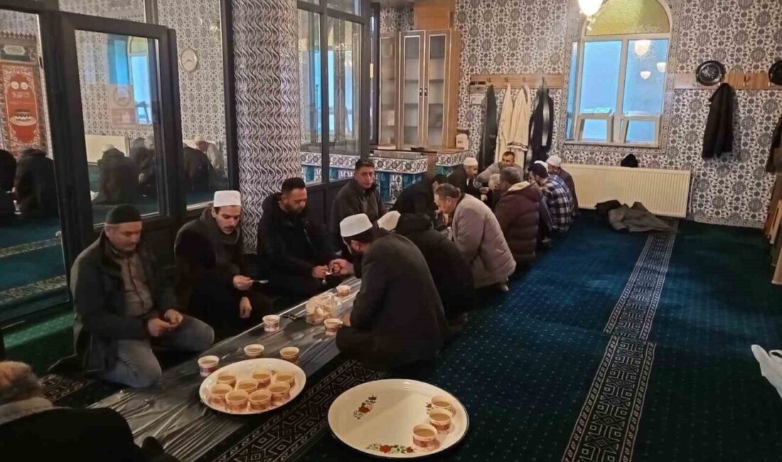 Afyonkarahisar Şuhut İlçe Müftülüğü tarafından yürütülen “Şehirlerin Kalbi Camilerimizde Buluşuyoruz”