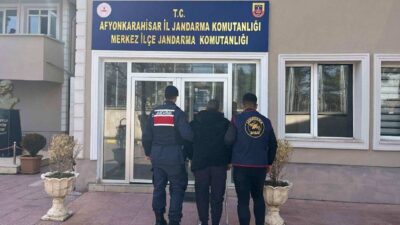 Afyonkarahisar'da farklı suçlardan 46 yıl 6 ay hapis cezasıyla aranan