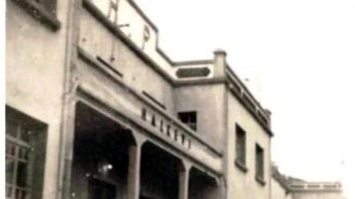 Afyonkarahisar’ın Dinar ilçesi, 20 Şubat 1938 tarihinde Halkevinin kuruluş yıl