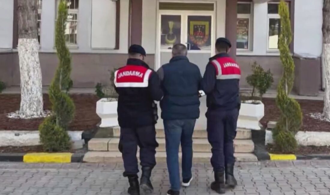 İçişleri Bakanı Ali Yerlikaya, "FETÖ'ye yönelik 29 ilde Jandarmamız tarafından