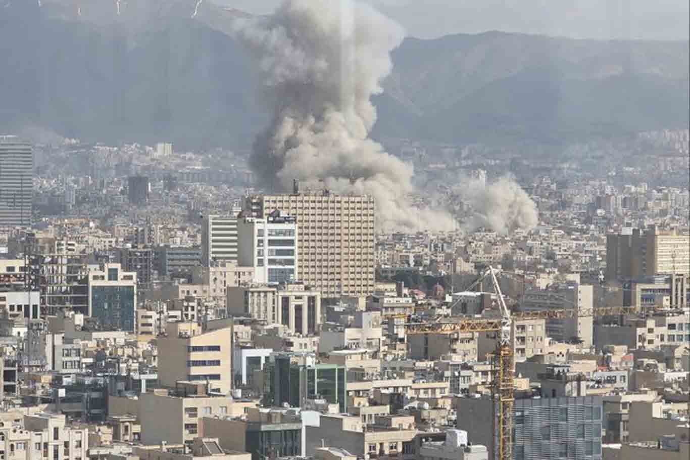 Ortadoğu'da gerilim yerini resmen dev bir çatışmaya bıraktı. İsrail'in İran'daki
