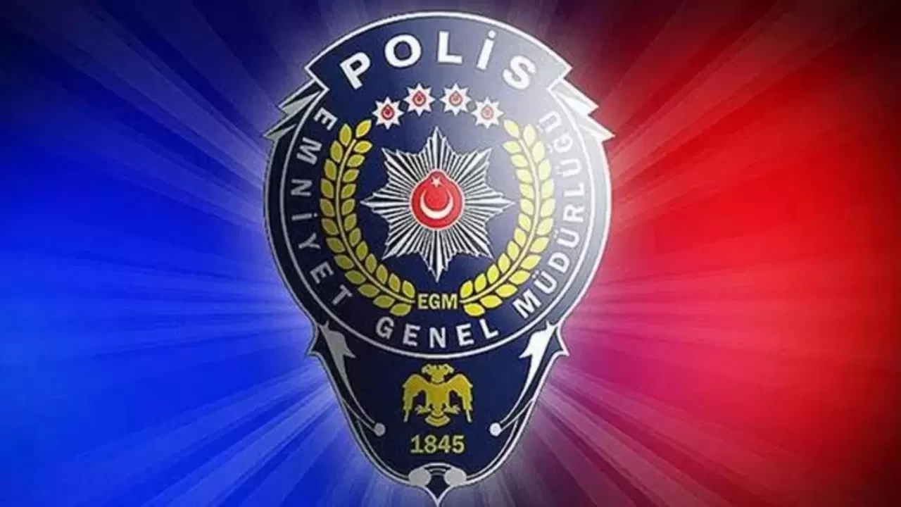 Afyonkarahisar’da kendilerini kamu görevlisi olarak tanıtıp vatandaşları dolandıran şüphelilere yönelik