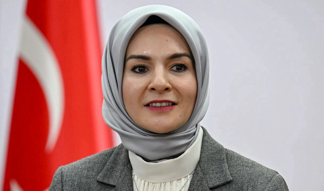 Aile ve Sosyal Hizmetler Bakanı Mahinur Özdemir Göktaş, 6 Şubat