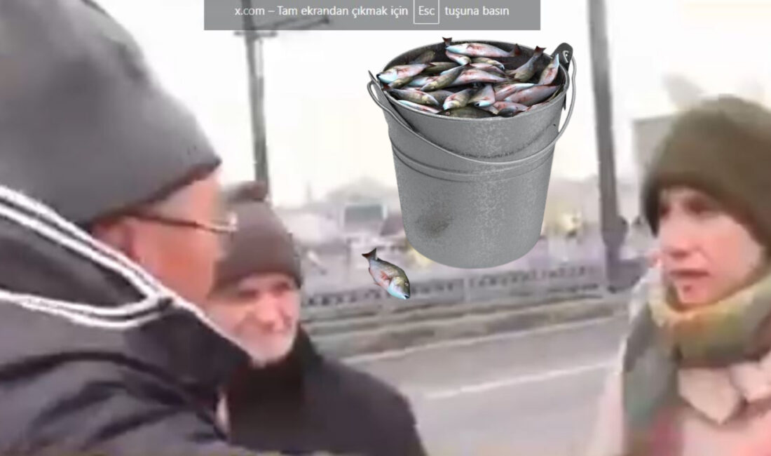 İstanbul Galata Köprüsü'nde sıradışı bir olay yaşandı. Köprü üzerinde olta