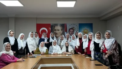 AK Parti Afyonkarahisar İl Kadın Kolları, sosyal medyada yöresel kıyafetleri