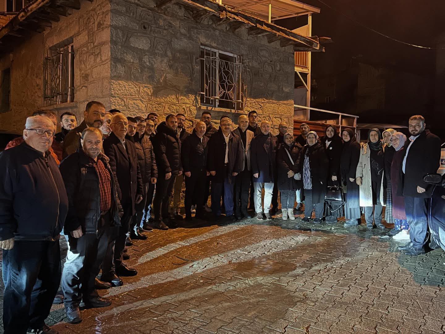 AK Parti Afyonkarahisar İl Başkanlığı tarafından Ramazan ayı kapsamında düzenlenen