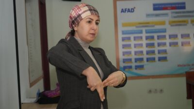 Afyonkarahisar İl Afet ve Acil Durum Müdürlüğü tarafından işitme engelli