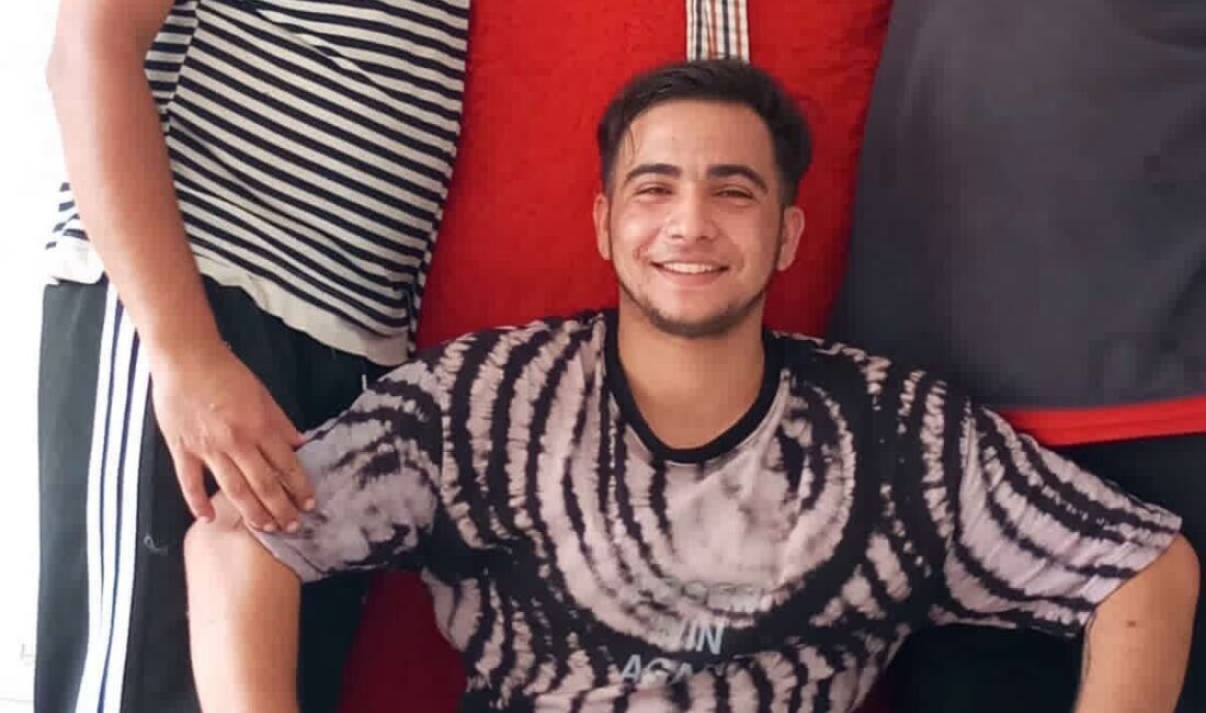 Kocaelispor ile Beşiktaş arasında oynanan Ziraat Türkiye Kupası maçında, tribün