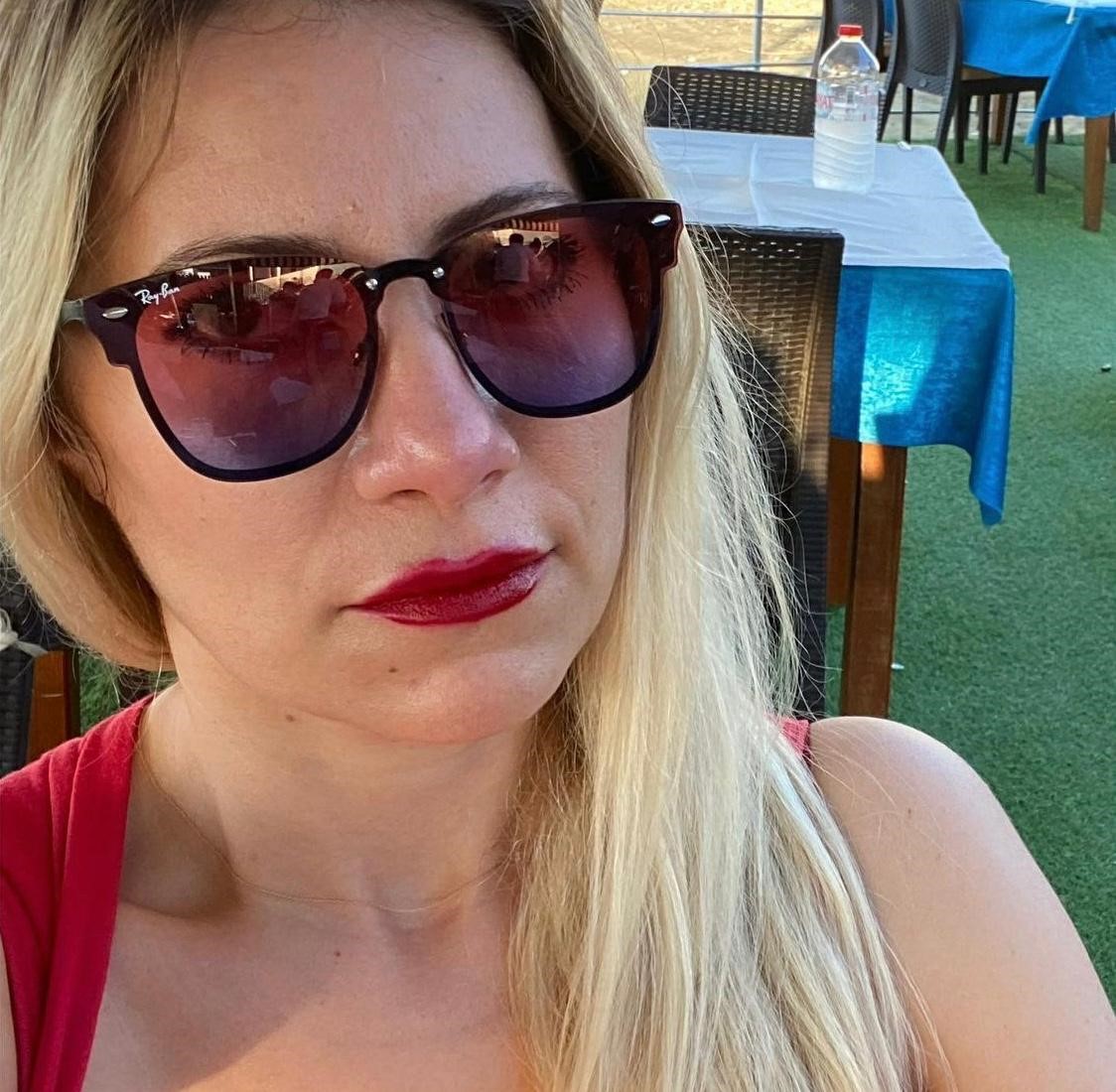 Gaziantep’te 2 Eylül 2020 tarihinde bir apartmanın 3. katındaki balkonundan