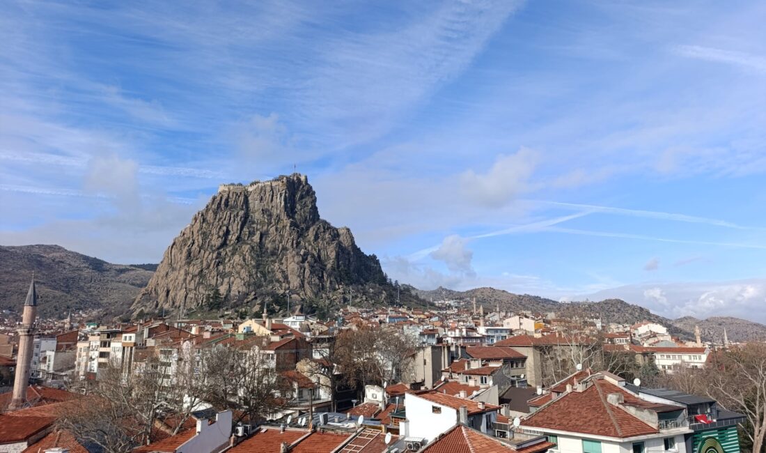 Türkiye İstatistik Kurumu (TÜİK) verilerine göre, Afyonkarahisar’ın nüfusu 2025 yılında 751