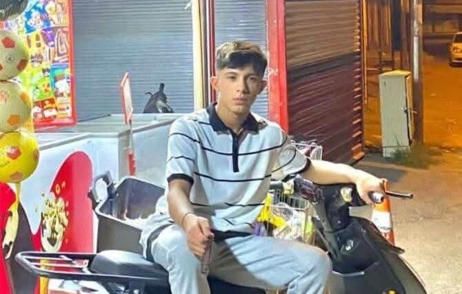 Şanlıurfa'nın Viranşehir ilçesinde arkadaşlarıyla kutladığı doğum gününün ardından otopark kulübesinde