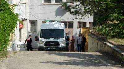 Malatya'nın Pütürge ilçesinde, saman kamyonunun yoldan geçmesi meselesi yüzünden tartıştığı