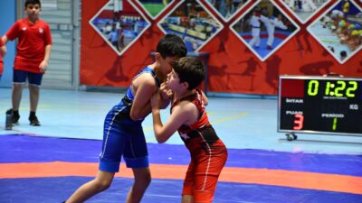 Afyonkarahisar’da düzenlenen Okul Sporları Yıldızlar Erkek Grekoromen ve Serbest Güreş