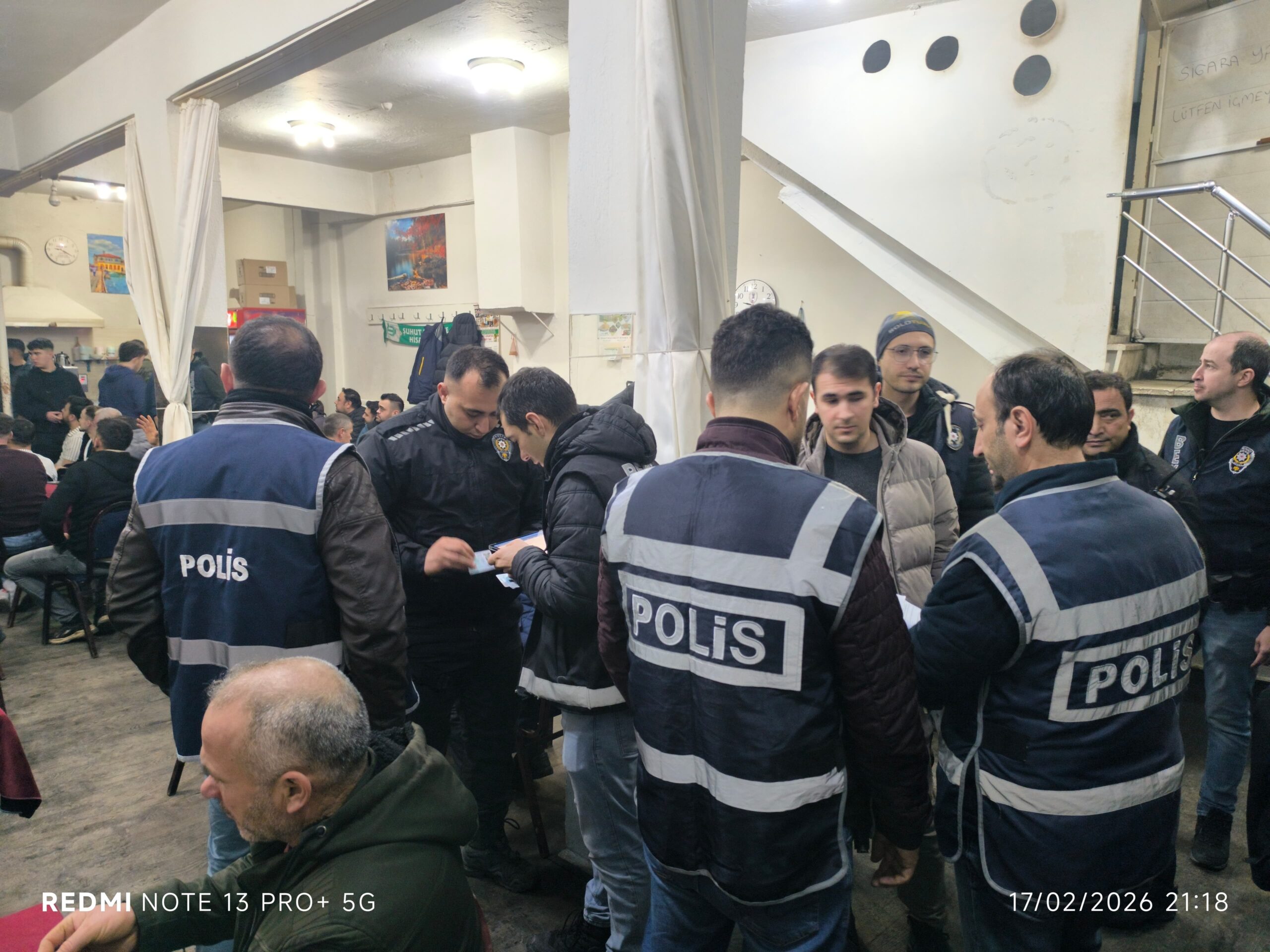 Afyonkarahisar İl Emniyet Müdürlüğü ve Şuhut İlçe Emniyet Müdürlüğü ekipleri,