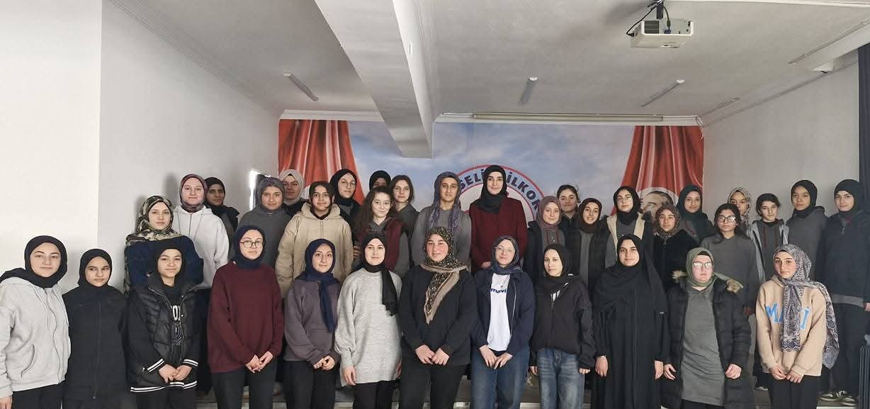 Afyonkarahisar İl Müftülüğü, on bir ayın sultanı ramazan öncesi gençlerle