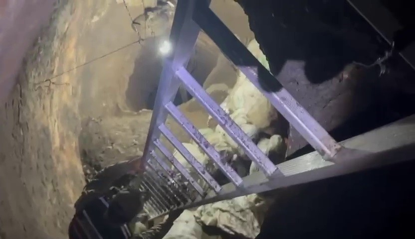 Hatay’ın Payas ilçesinde duyanları hayrete düşüren bir define kazısı gün