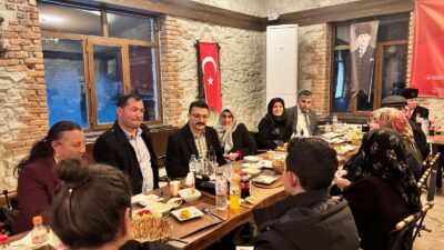 Emirdağ Kaymakamlığı koordinasyonunda düzenlenen ‘Büyük Aile Sofraları’ programı, ilçedeki şehit
