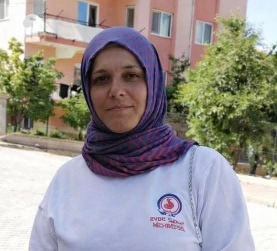 Denizli Büyükşehir Belediyesi Evde Bakım Hizmetleri biriminde görevli Kadriye Şakır’dan