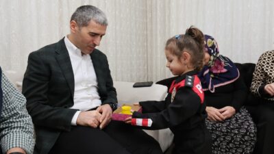 Afyonkarahisar’ın yeni mülki amiri Dr. Naci Aktaş, şehre adım atar