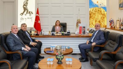 Afyonkarahisar Belediye Başkanı Burcu Köksal, kentteki kamu kurumlarıyla yürütülen çalışmalar