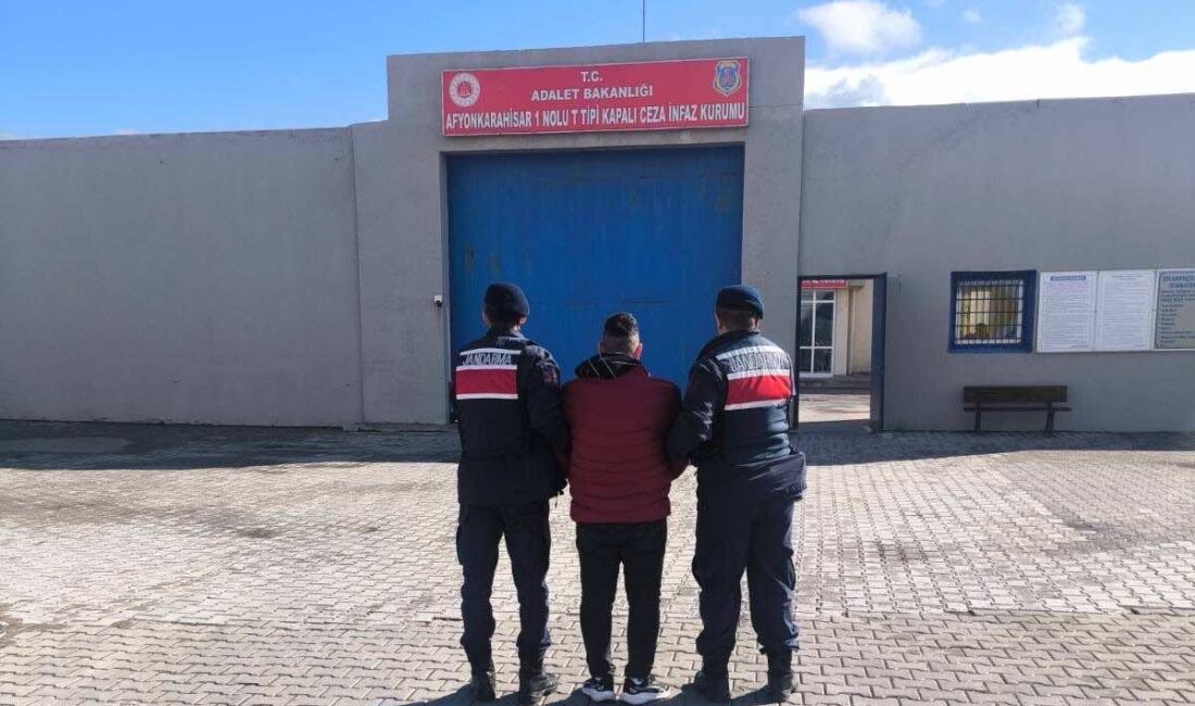 Afyonkarahisar İl Jandarma Komutanlığı ekipleri tarafından, aranan şahısların tespiti ve