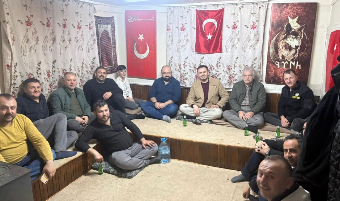 Anahtar Parti Afyonkarahisar Merkez İlçe Başkanı Hasan Yolal ve yönetim