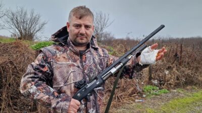 Sakarya’nın Kocaali ilçesinde avlandığı sırada tetiğe basan avcının tüfeği patlayarak