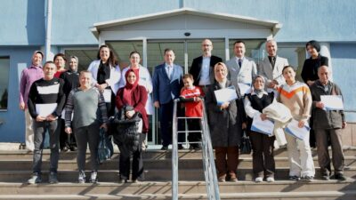 Afyonkarahisar İl Sağlık Müdürü Dr. Hakkı Öztürk, başarılı çalışmaları dolayısıyla