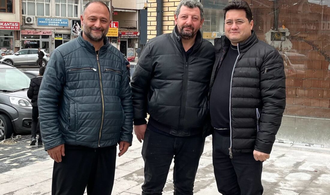 Bolvadin Belediye Başkanı Derviş Aynacı, ilçe esnafını ziyaret ederek hayırlı