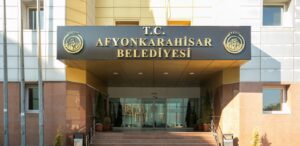 Afyonkarahisar Belediyesi, emeklilere yönelik yeni bir sosyal destek uygulamasını hayata